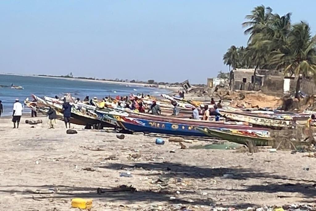 Case Beach Ngalou Sessene Eksteriør billede